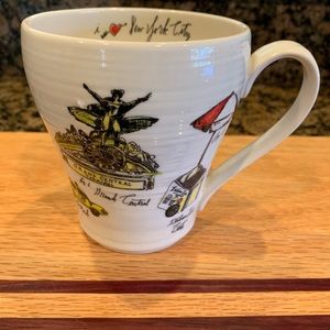 NYC New York City Anthropologie mug 😎